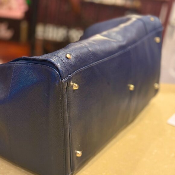 HOOK & ALBERT GARMENT WEEKENDER - Picture 6 of 15